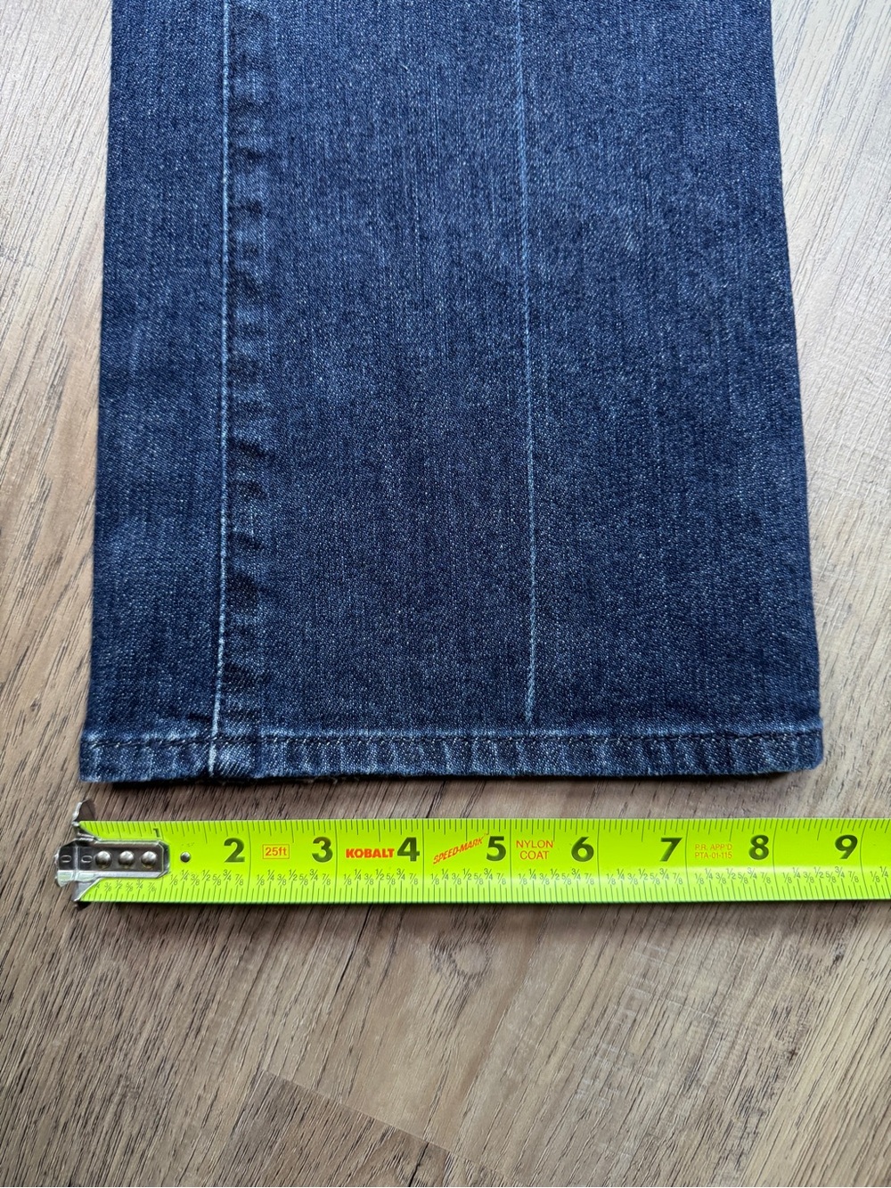 7 For All Mankind Bootcut Jeans Sz 26 Dark Wash Rare Pocket Detail - Picture 4 of 14